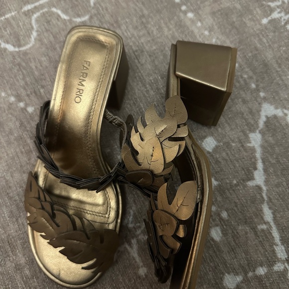 Farm Rio shoes - Picture 4 of 6